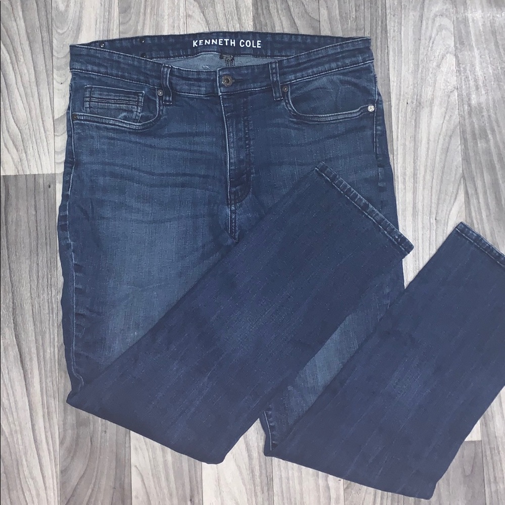 Kenneth Cole Straight Jeans